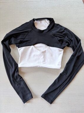 Five Dancewear Forward Long Sleeve Top (Five X Autumn) - Black - AXS